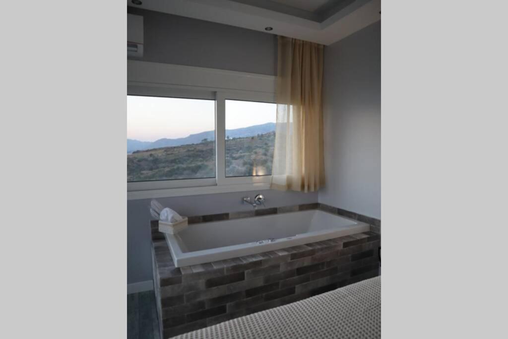 360° View Suites Cos Neapoli Voion Exterior foto